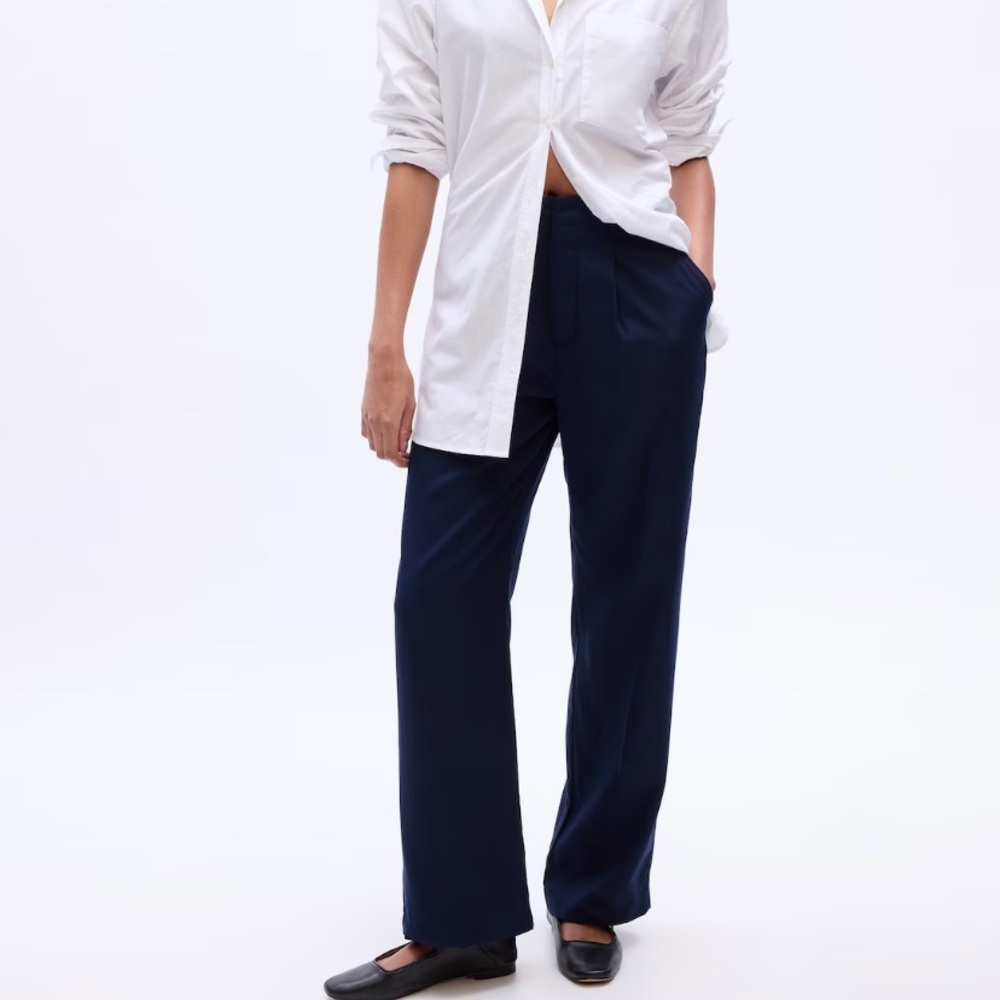 TENCEL Lyocell Pleated Trousers